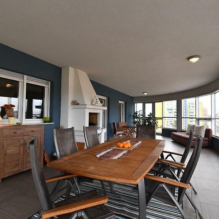 City Penthouse Vita Пула Екстериор снимка