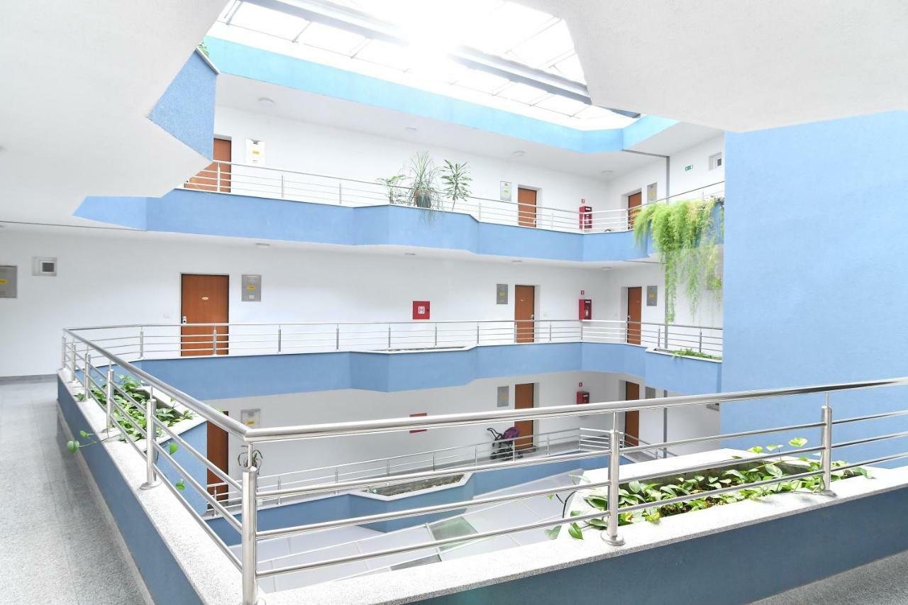 City Penthouse Vita Пула Екстериор снимка